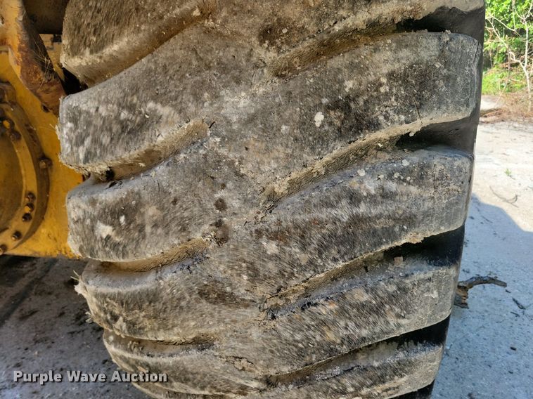 image for item DG0654 1973 Caterpillar 627 conventional scraper 