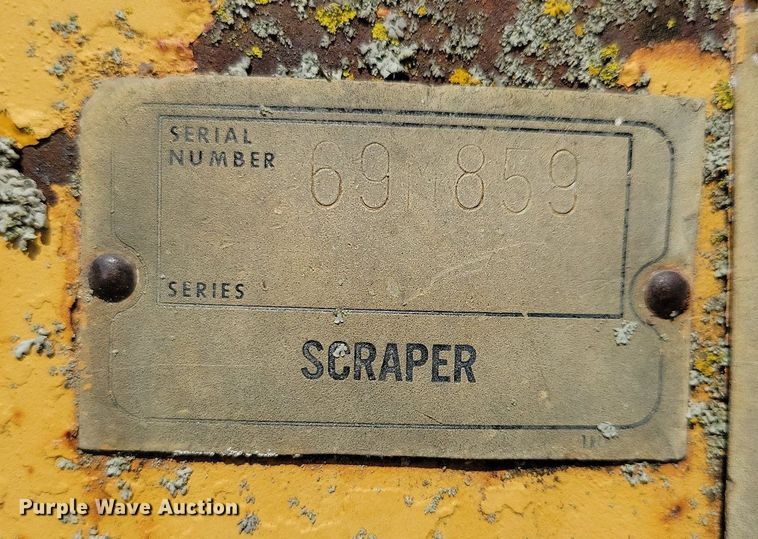 image for item DG0654 1973 Caterpillar 627 conventional scraper 