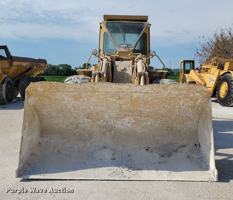 image for item DG0655 1970 Caterpillar 980B wheel loader