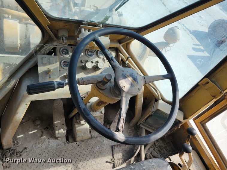 image for item DG0655 1970 Caterpillar 980B wheel loader