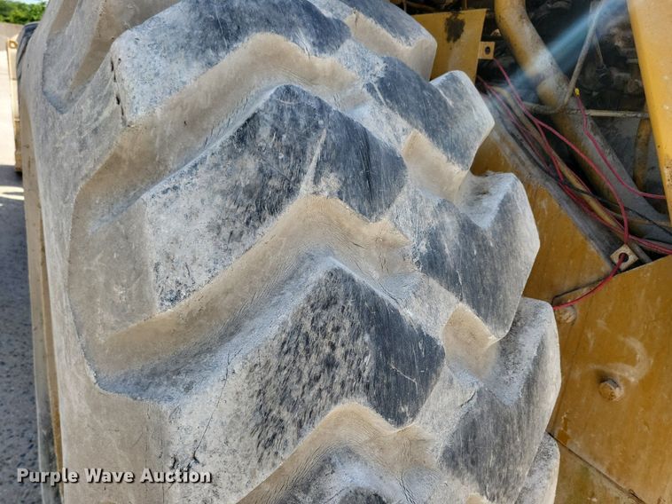 image for item DG0655 1970 Caterpillar 980B wheel loader