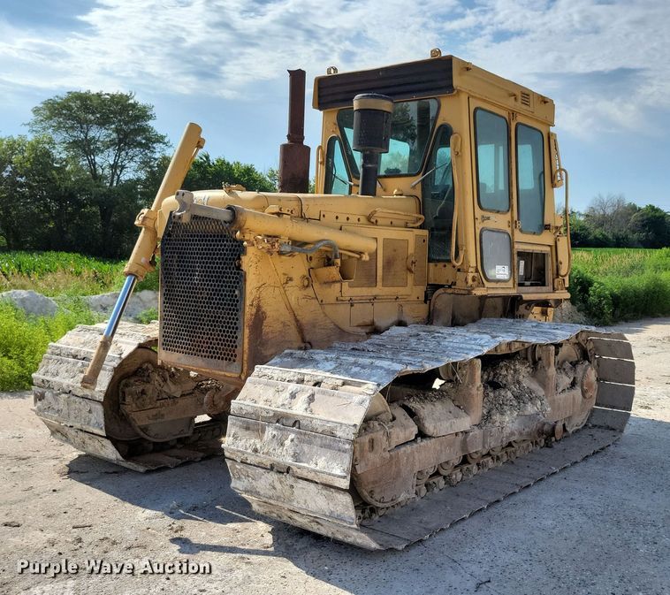 image for item DG0656 1983 Caterpillar D6D dozer