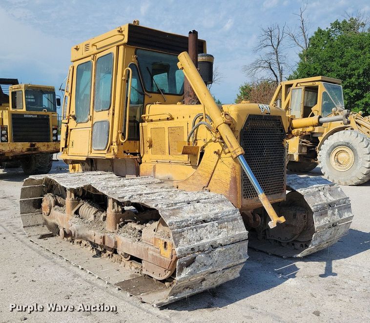 image for item DG0656 1983 Caterpillar D6D dozer
