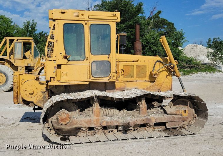image for item DG0656 1983 Caterpillar D6D dozer
