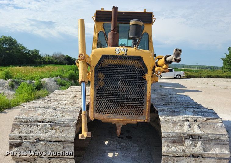 image for item DG0656 1983 Caterpillar D6D dozer