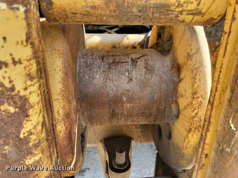 image for item DG0656 1983 Caterpillar D6D dozer