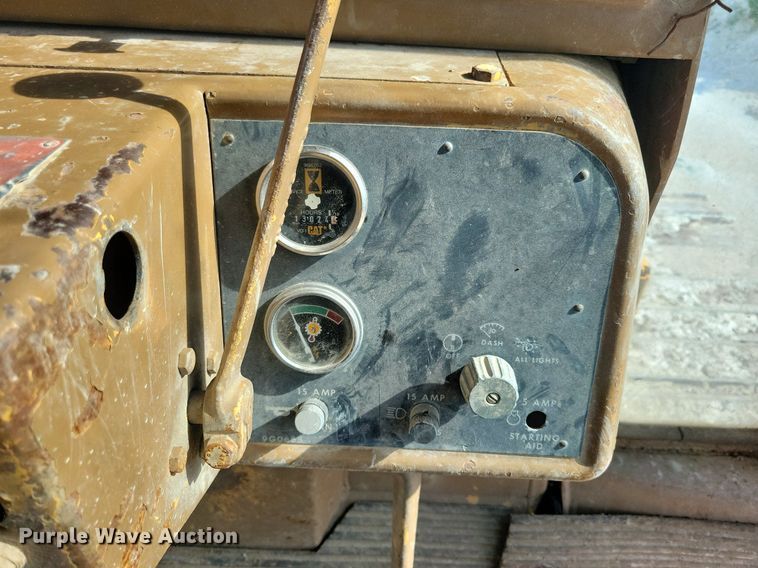 image for item DG0656 1983 Caterpillar D6D dozer