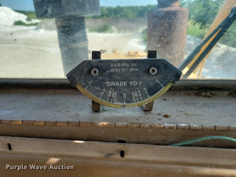 image for item DG0656 1983 Caterpillar D6D dozer