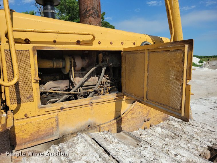image for item DG0656 1983 Caterpillar D6D dozer