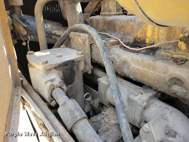 image for item DG0656 1983 Caterpillar D6D dozer