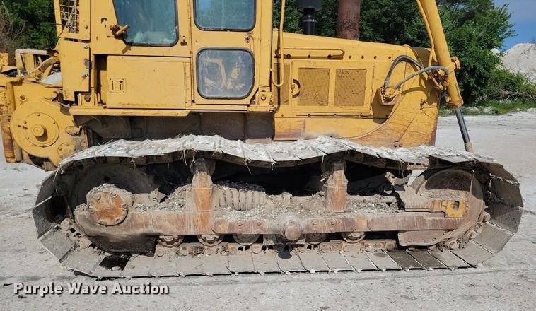 image for item DG0656 1983 Caterpillar D6D dozer