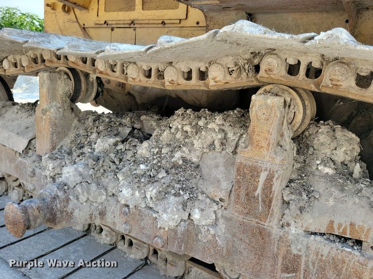 image for item DG0656 1983 Caterpillar D6D dozer