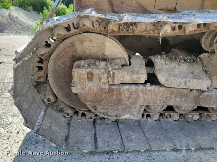 image for item DG0656 1983 Caterpillar D6D dozer