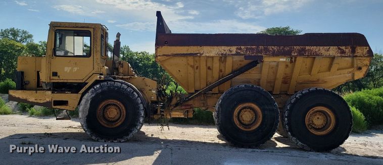 image for item DG0657 1990 Caterpillar D400D haul truck
