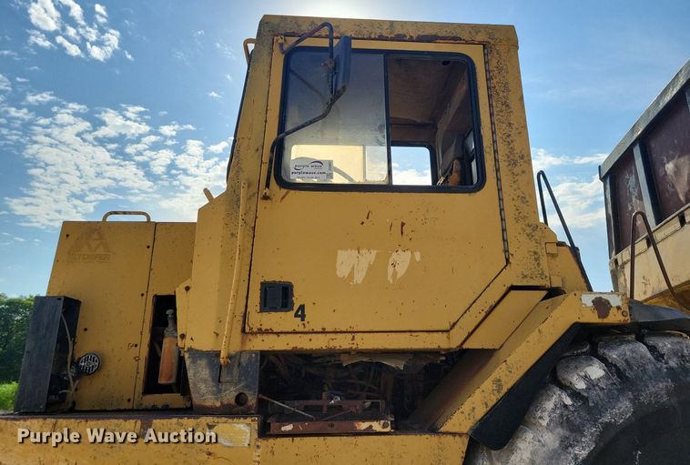 image for item DG0657 1990 Caterpillar D400D haul truck