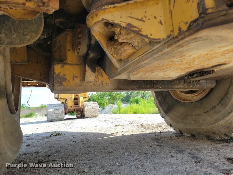 image for item DG0657 1990 Caterpillar D400D haul truck