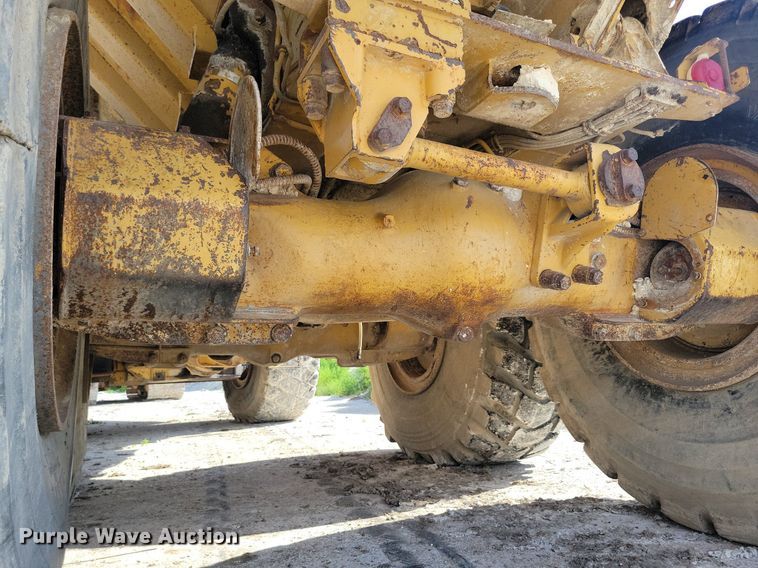 image for item DG0657 1990 Caterpillar D400D haul truck