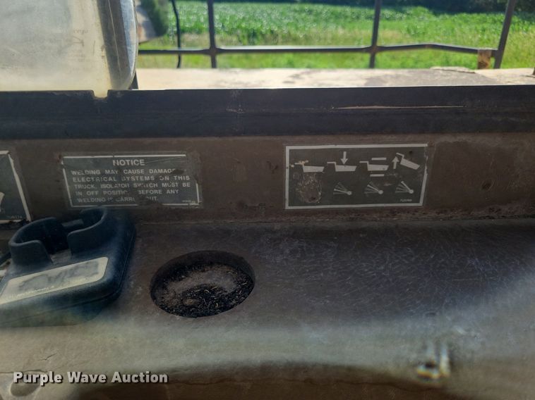 image for item DG0657 1990 Caterpillar D400D haul truck