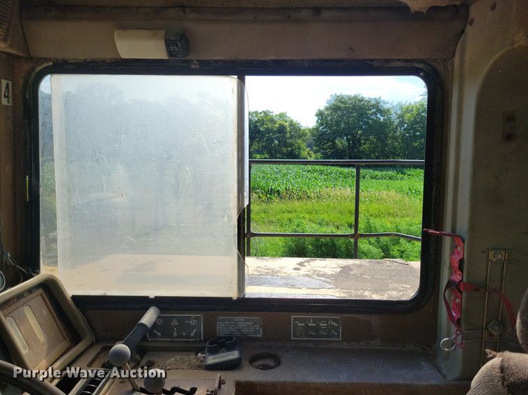 image for item DG0657 1990 Caterpillar D400D haul truck