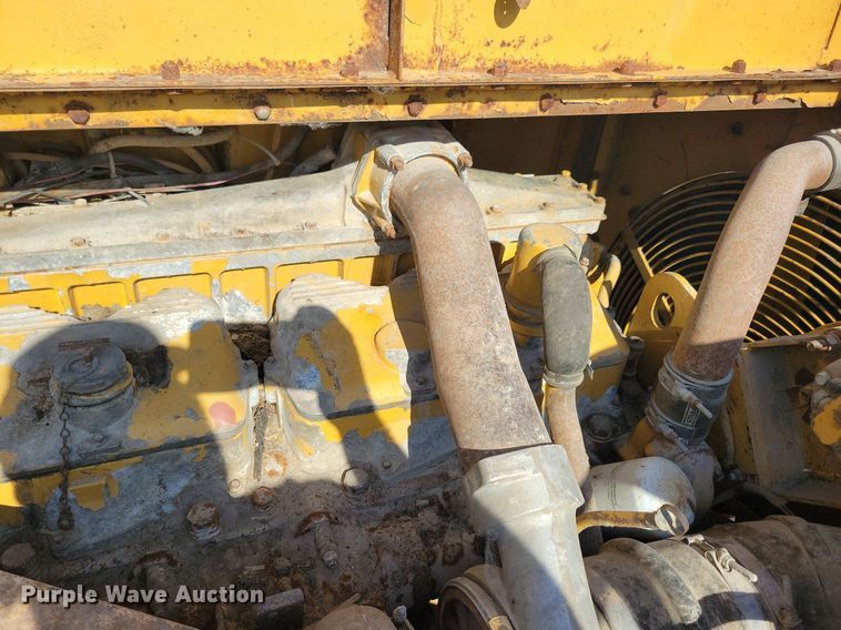 image for item DG0657 1990 Caterpillar D400D haul truck