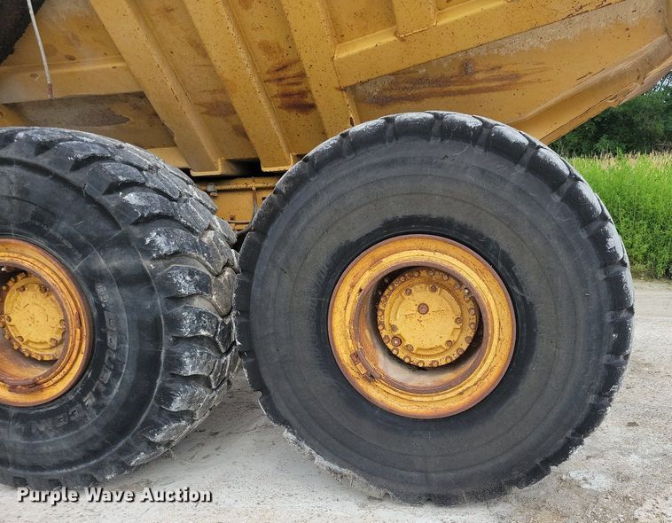 image for item DG0657 1990 Caterpillar D400D haul truck