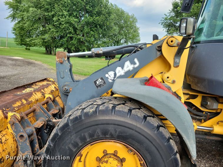 image for item DG0658 2012 John Deere 344J wheel loader
