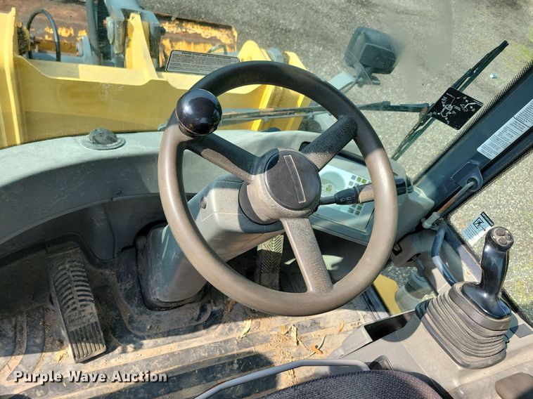 image for item DG0658 2012 John Deere 344J wheel loader