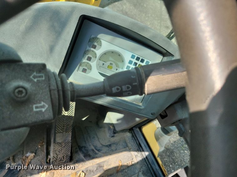image for item DG0658 2012 John Deere 344J wheel loader