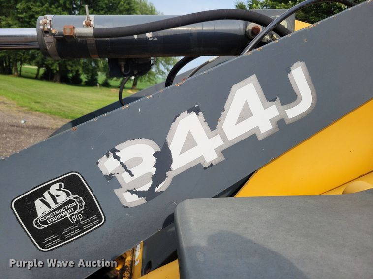 image for item DG0658 2012 John Deere 344J wheel loader