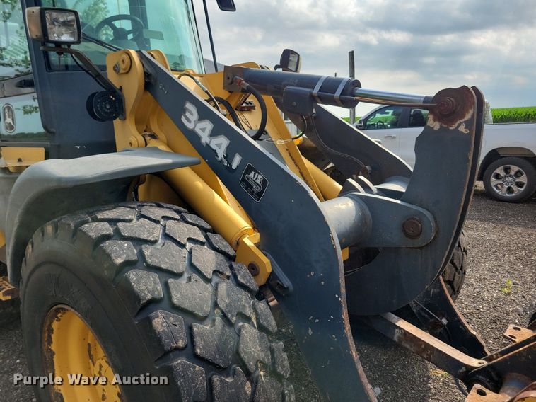 image for item DG0658 2012 John Deere 344J wheel loader