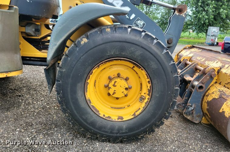 image for item DG0658 2012 John Deere 344J wheel loader