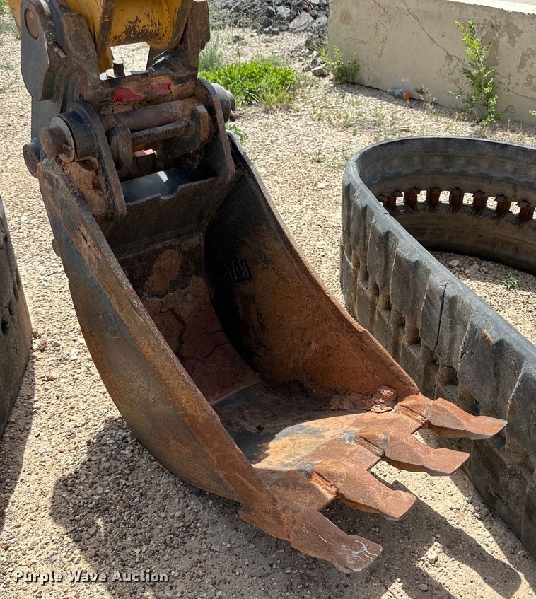 image for item DK6606 2014 Caterpillar 420F IT backhoe