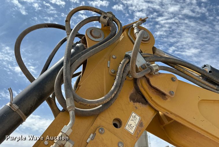 image for item DK6606 2014 Caterpillar 420F IT backhoe