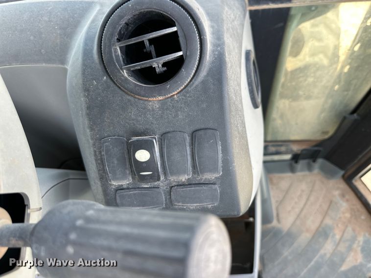 image for item DK6606 2014 Caterpillar 420F IT backhoe