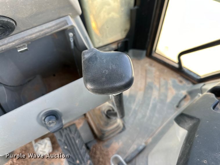 image for item DK6606 2014 Caterpillar 420F IT backhoe