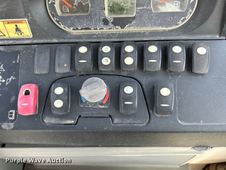 image for item DK6606 2014 Caterpillar 420F IT backhoe