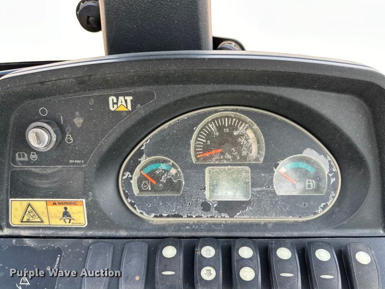 image for item DK6606 2014 Caterpillar 420F IT backhoe