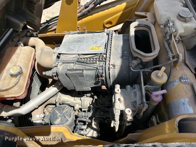 image for item DK6606 2014 Caterpillar 420F IT backhoe