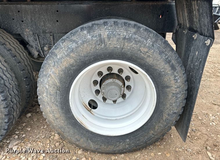 image for item DK6669 2023 Side Dump Industries side dump trailer