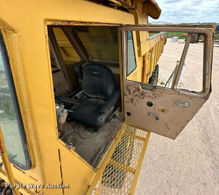 image for item DK6671 1980 Caterpillar 769C haul truck