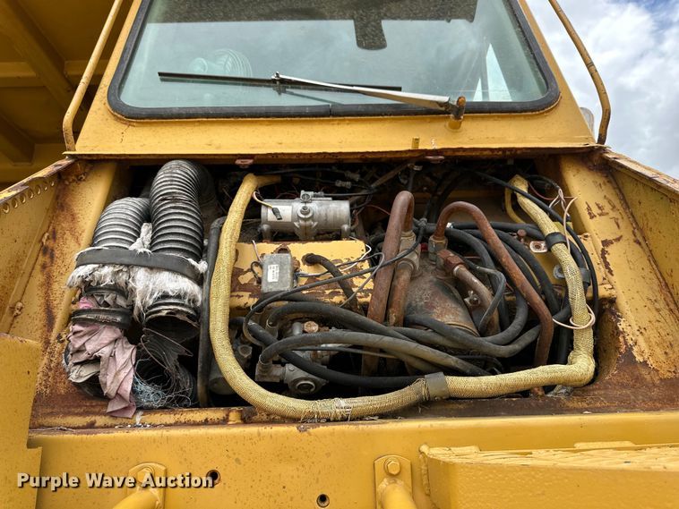 image for item DK6671 1980 Caterpillar 769C haul truck