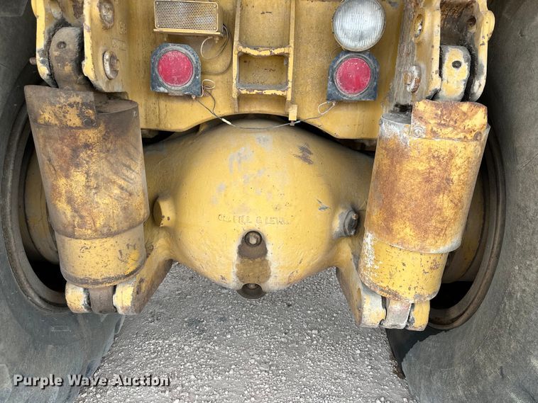 image for item DK6671 1980 Caterpillar 769C haul truck