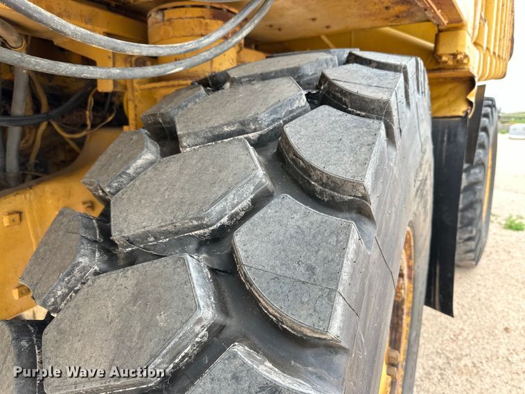 image for item DK6671 1980 Caterpillar 769C haul truck