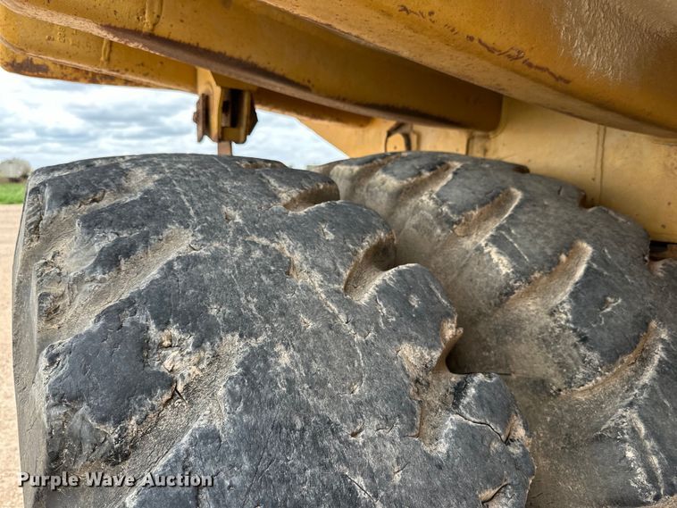 image for item DK6671 1980 Caterpillar 769C haul truck