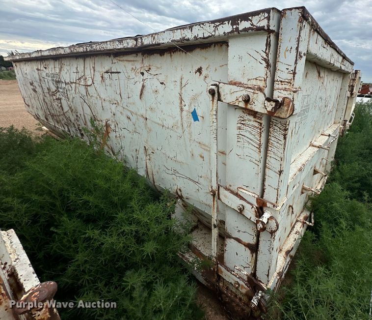 image for item DK6692 Roll off container