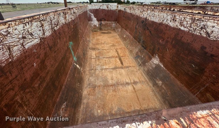 image for item DK6695 Roll off container