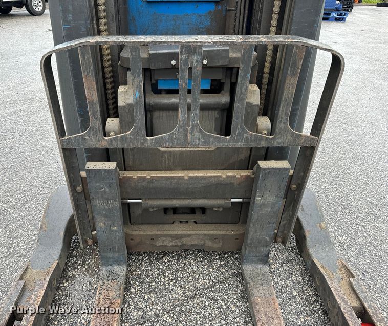 image for item DL4472 Raymond 750 R45TT forklift