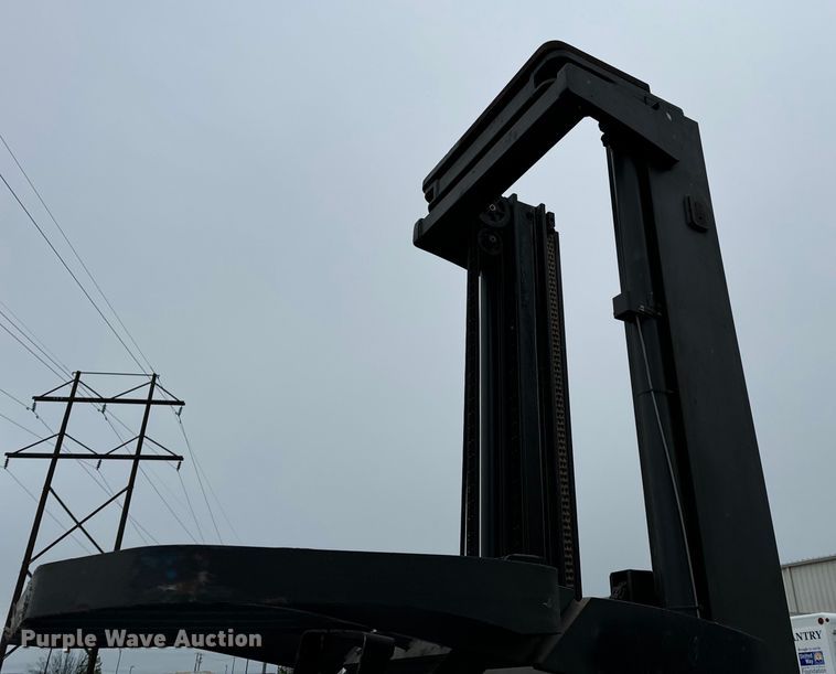 image for item DL4472 Raymond 750 R45TT forklift