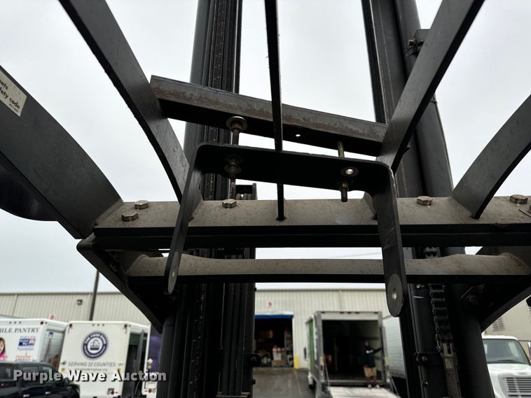 image for item DL4472 Raymond 750 R45TT forklift