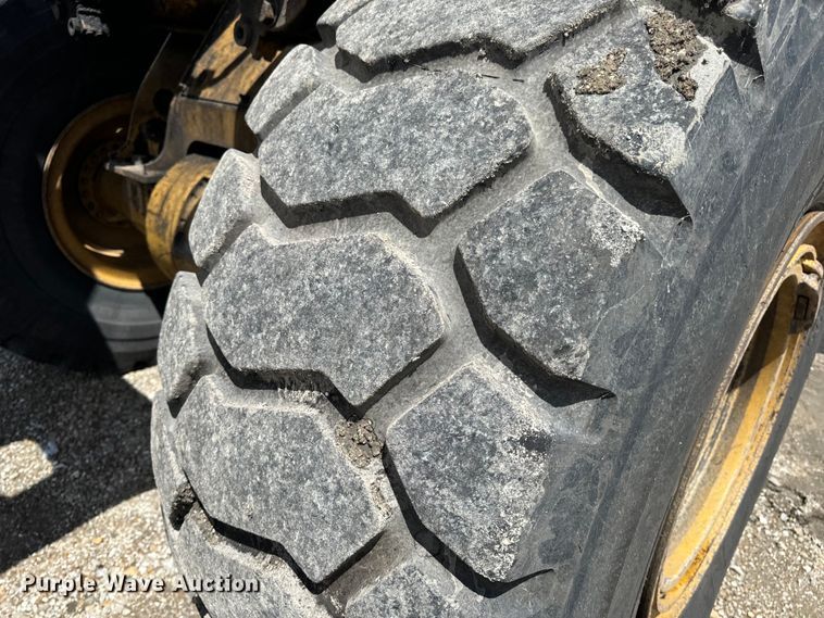 image for item DL4473 2010 Caterpillar  950H wheel loader
